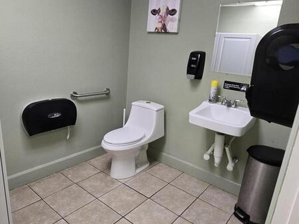 634 Barnes Boulevard, Rockledge, FL 32955