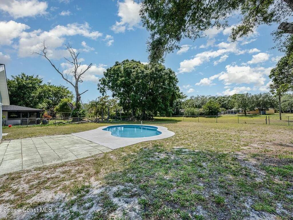 980 Hooper Avenue, Palm Bay, FL 32905