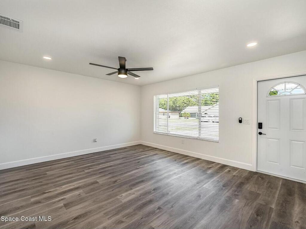 980 Hooper Avenue, Palm Bay, FL 32905