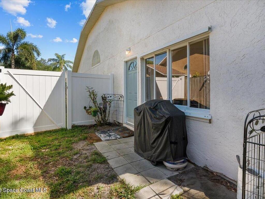640 Lakewood Lane, Titusville, FL 32780