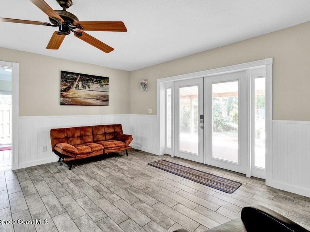 291 Easy Street, Sebastian, FL 32958