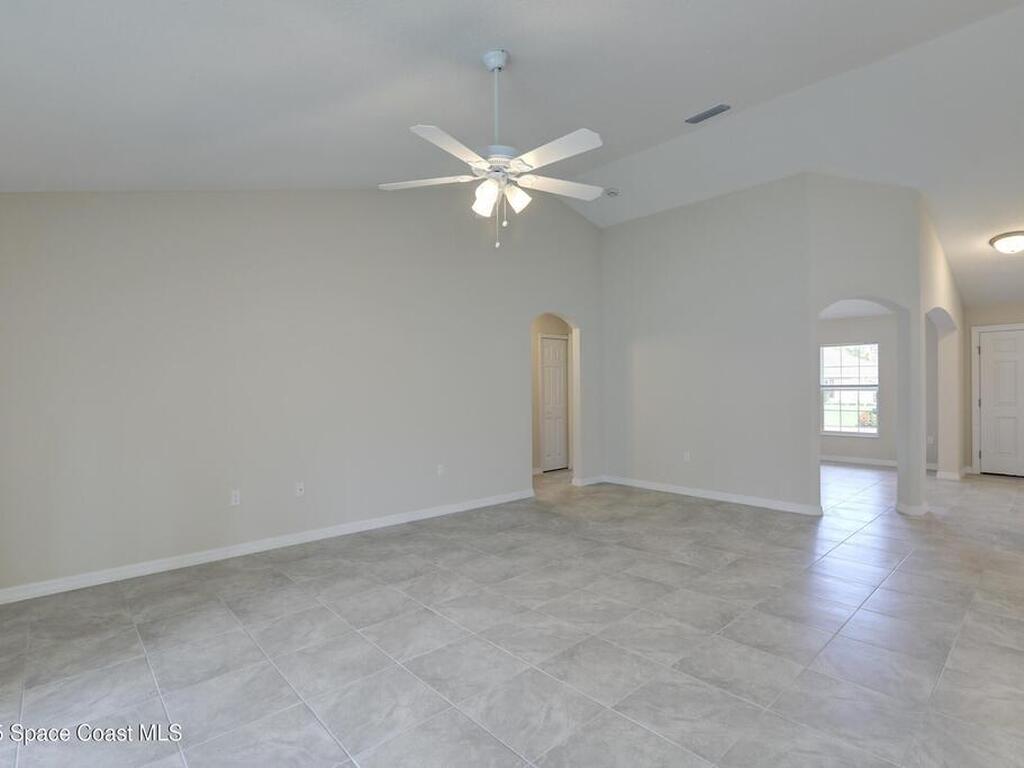 426 Lanfair Avenue, Sebastian, FL 32958