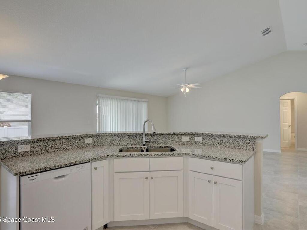 426 Lanfair Avenue, Sebastian, FL 32958
