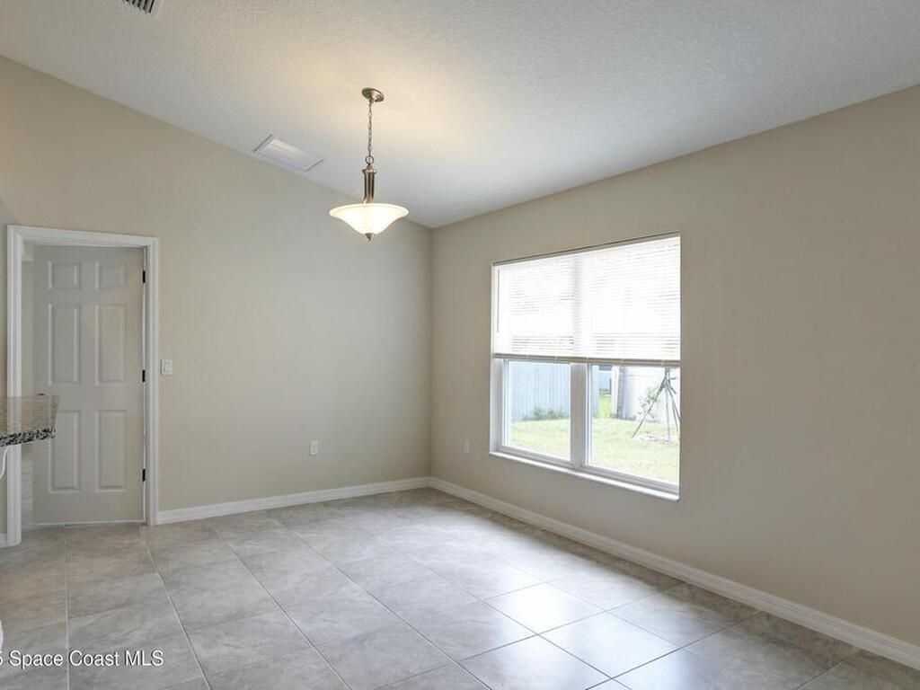 426 Lanfair Avenue, Sebastian, FL 32958