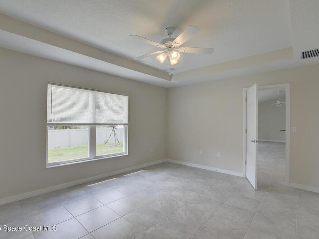 426 Lanfair Avenue, Sebastian, FL 32958