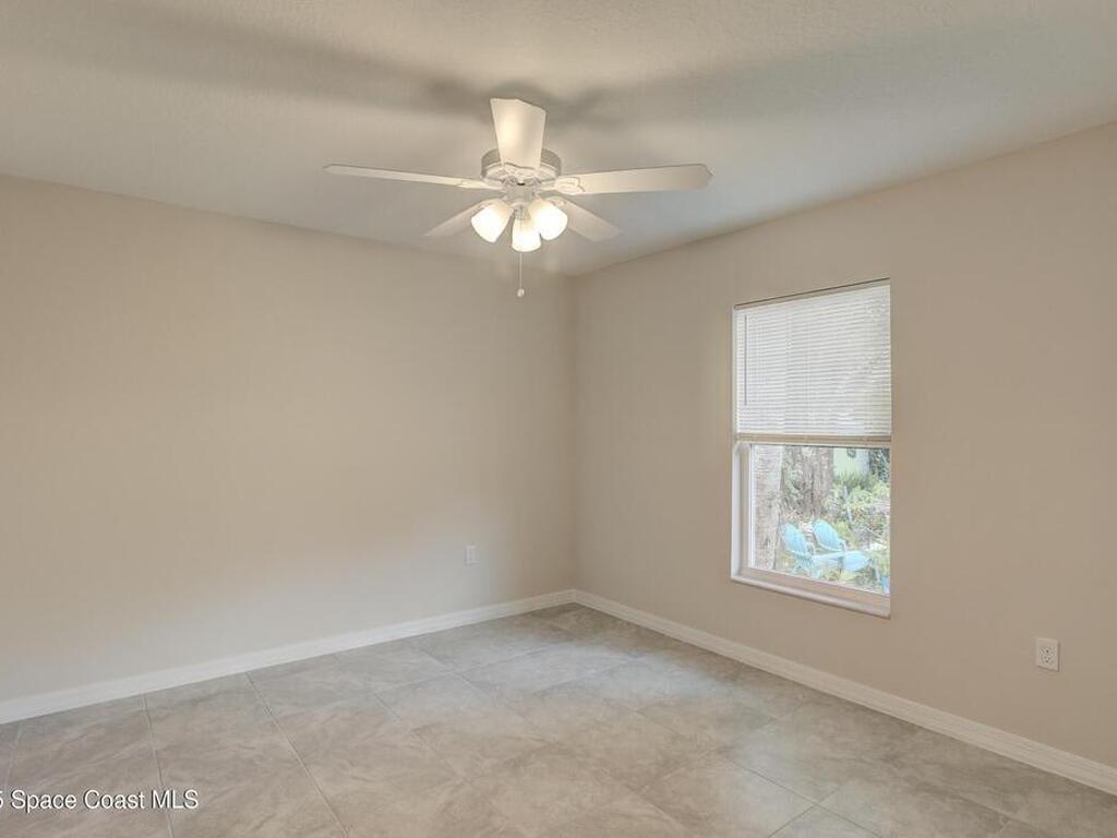 426 Lanfair Avenue, Sebastian, FL 32958