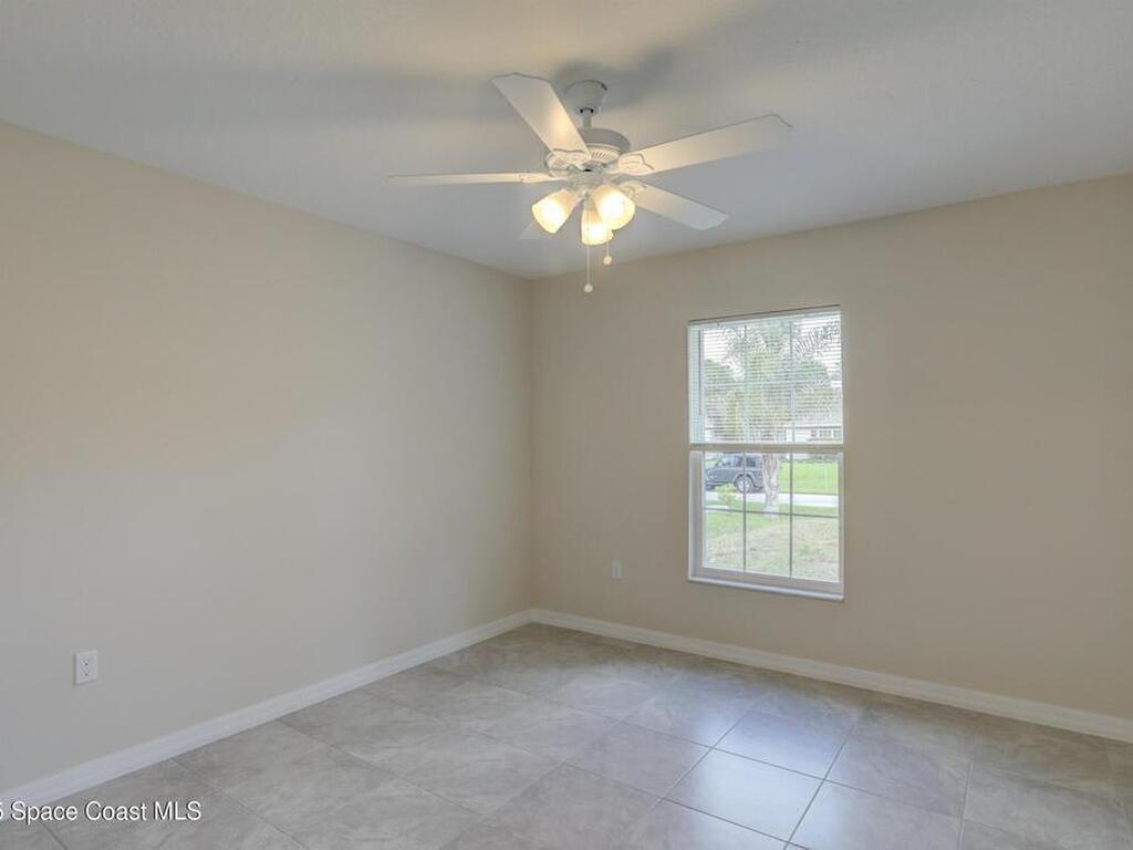 426 Lanfair Avenue, Sebastian, FL 32958