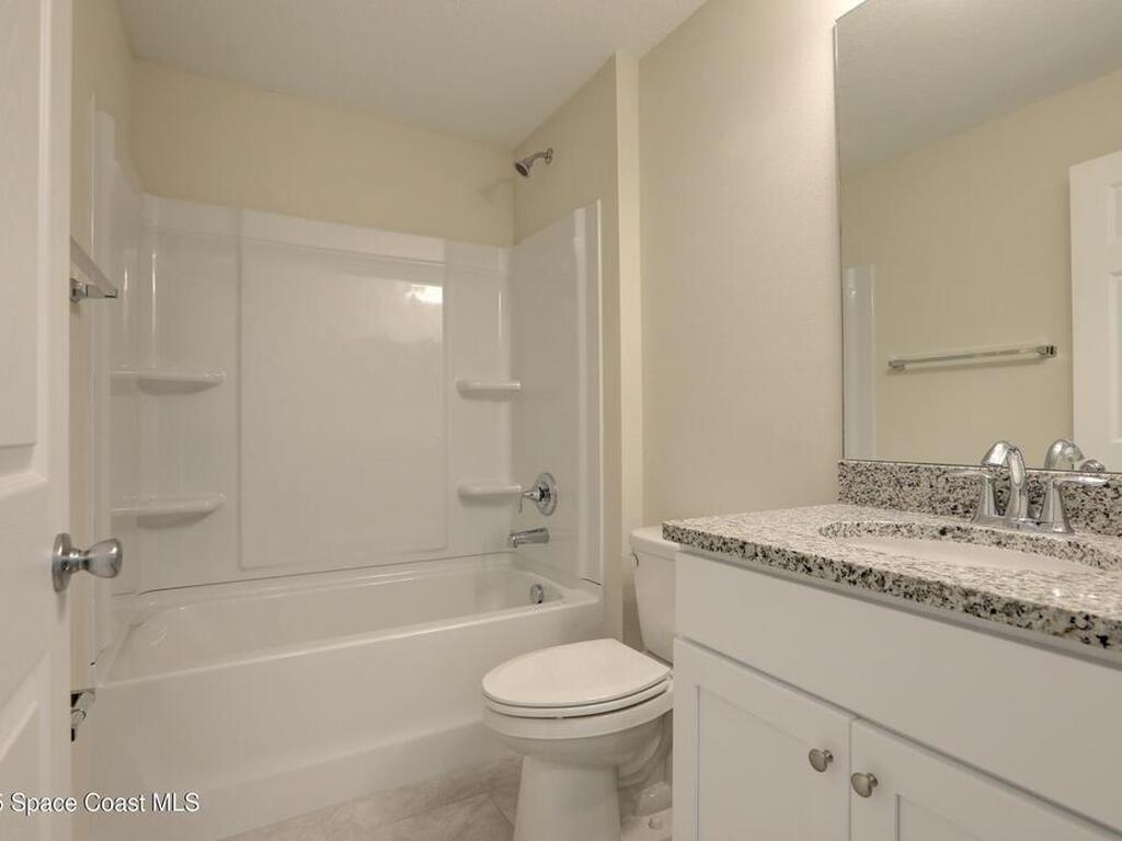 426 Lanfair Avenue, Sebastian, FL 32958