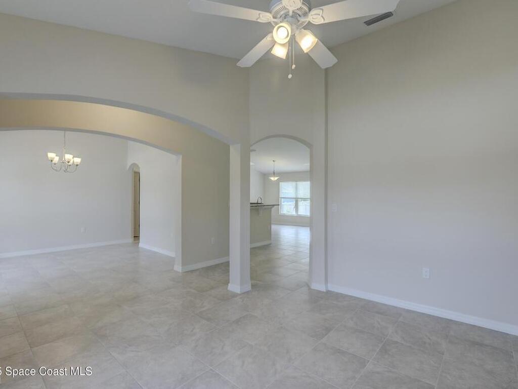 426 Lanfair Avenue, Sebastian, FL 32958