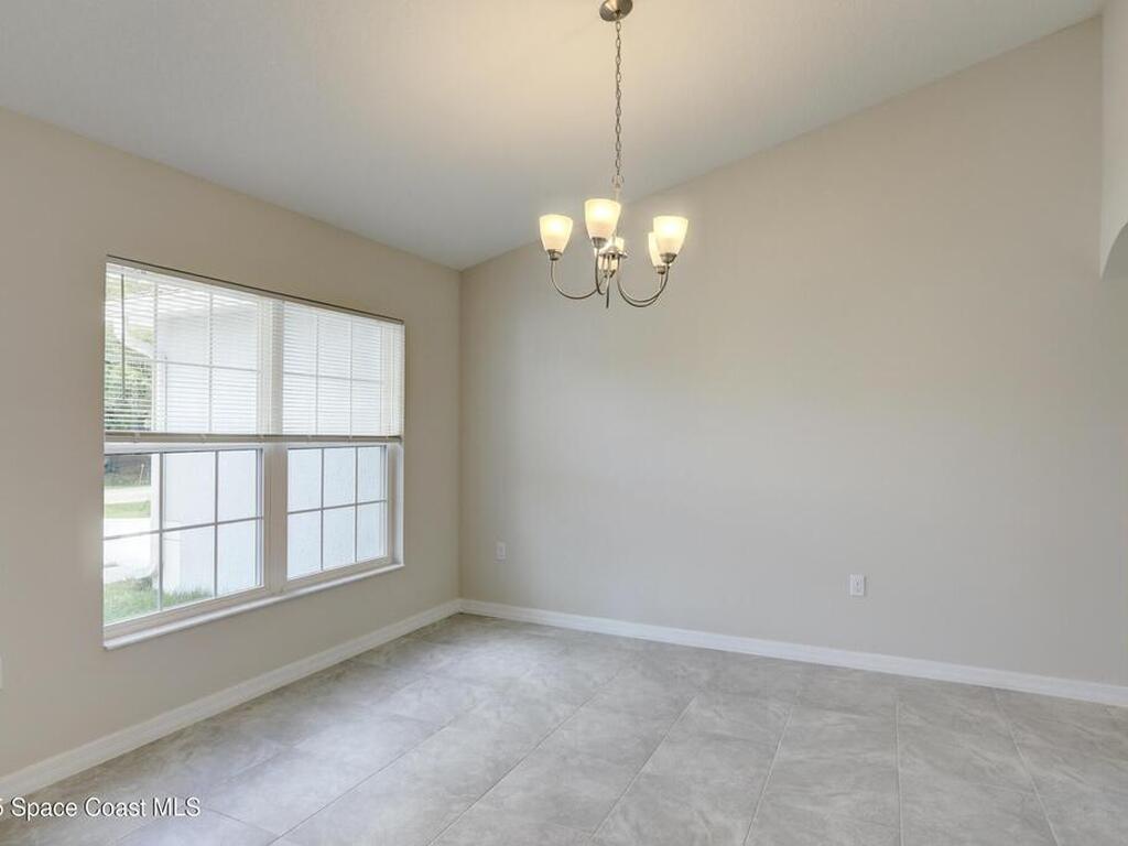 426 Lanfair Avenue, Sebastian, FL 32958