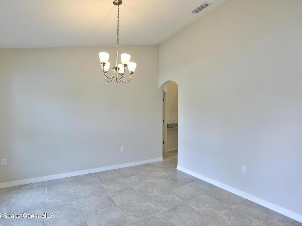 426 Lanfair Avenue, Sebastian, FL 32958