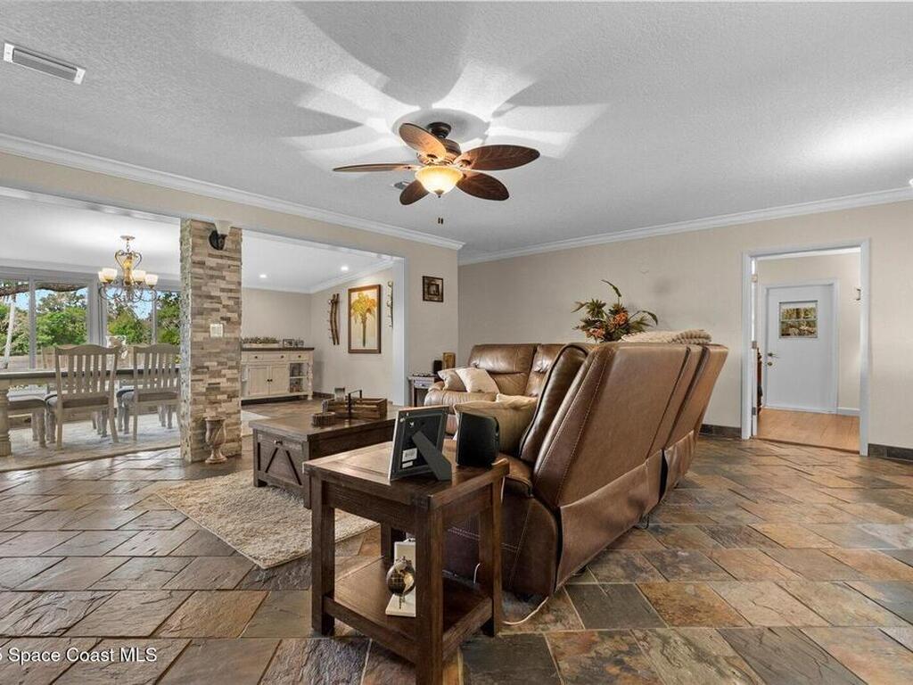800 Hidden Oaks Lane, Oak Hill, FL 32759