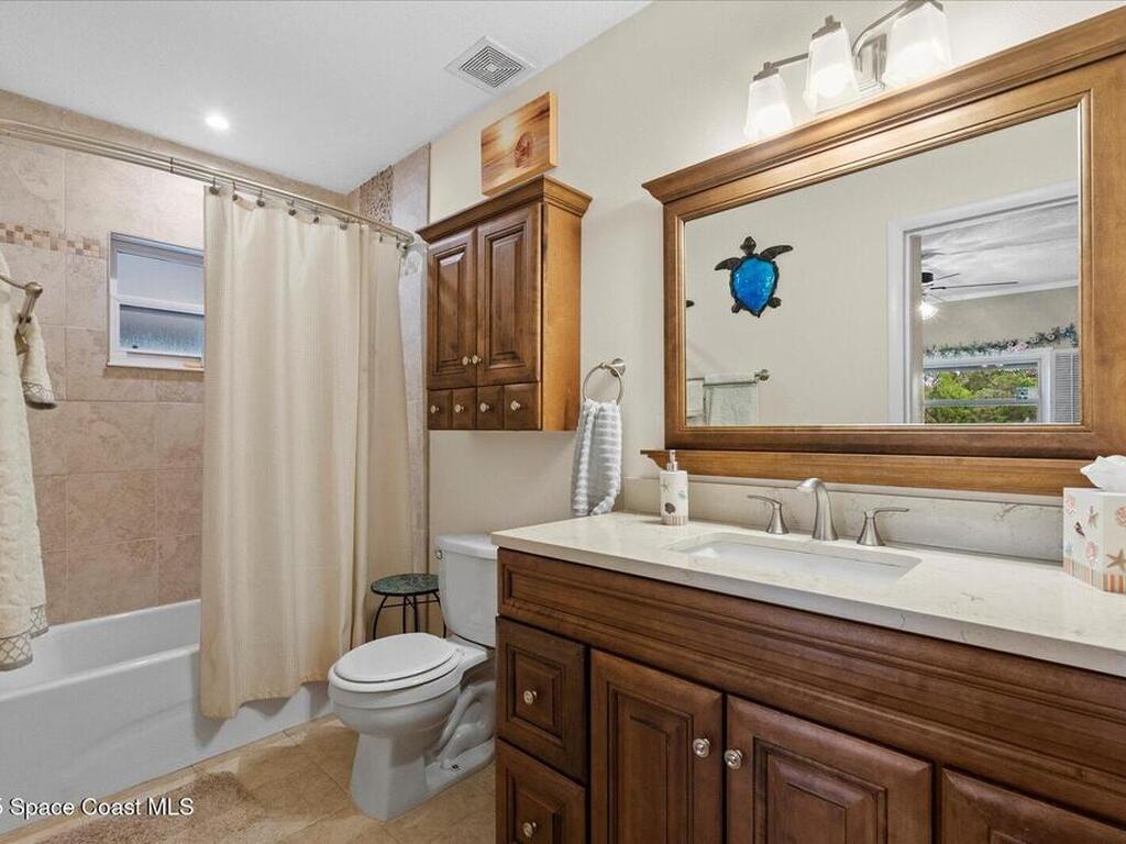 800 Hidden Oaks Lane, Oak Hill, FL 32759