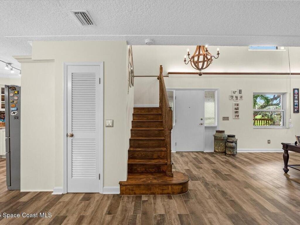 800 Hidden Oaks Lane, Oak Hill, FL 32759