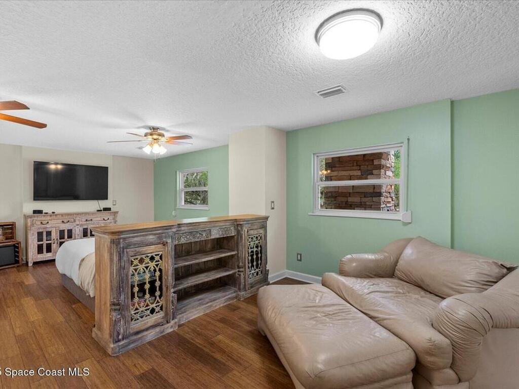 800 Hidden Oaks Lane, Oak Hill, FL 32759