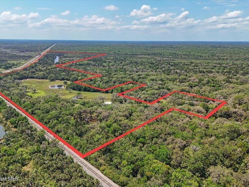 800 Hidden Oaks Lane, Oak Hill, FL 32759