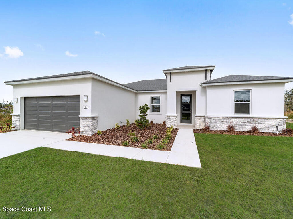 1080 Saint Johns Street, Palm Bay, FL 32909