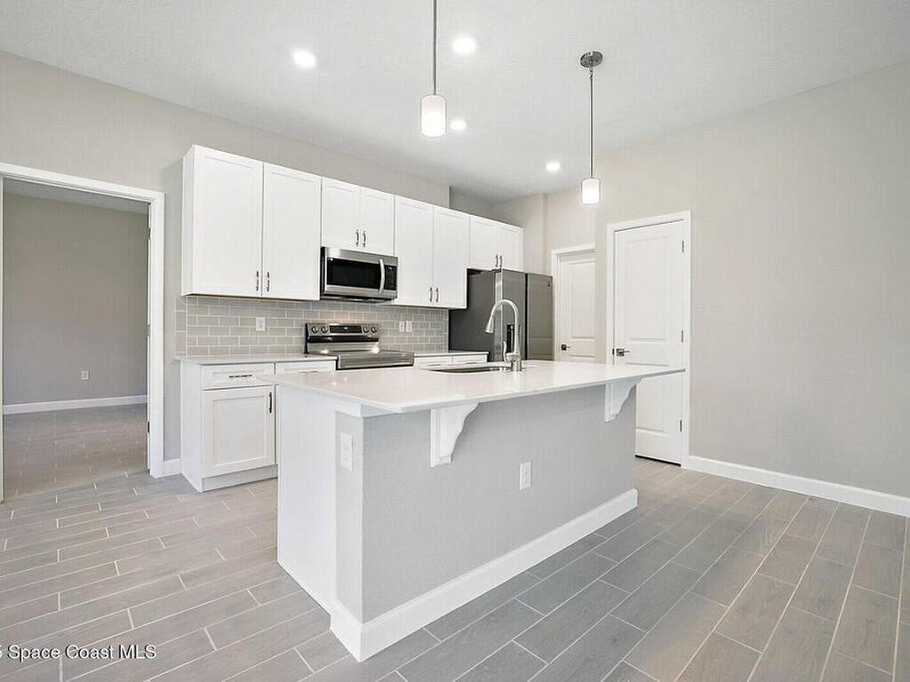 1080 Saint Johns Street, Palm Bay, FL 32909