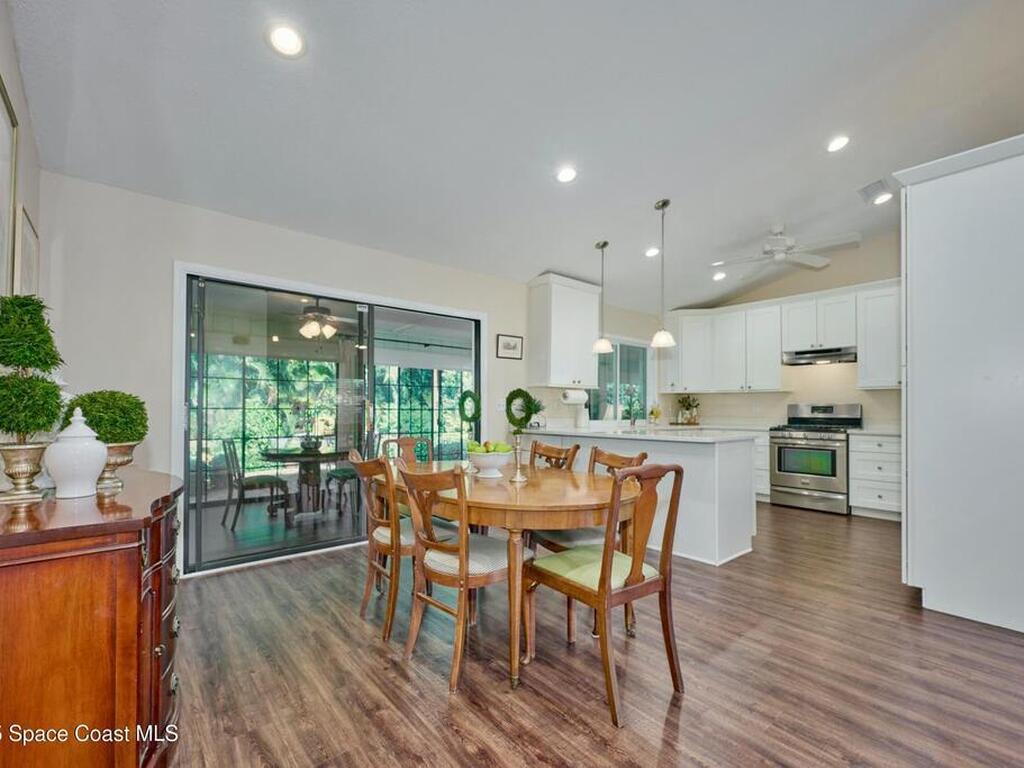 527 10th Court, Vero Beach, FL 32962