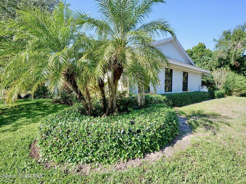 527 10th Court, Vero Beach, FL 32962