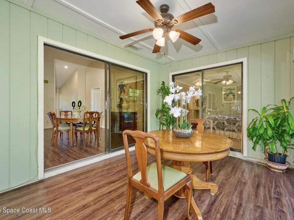 527 10th Court, Vero Beach, FL 32962