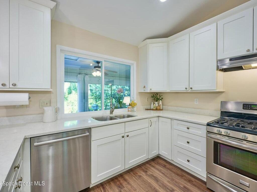 527 10th Court, Vero Beach, FL 32962