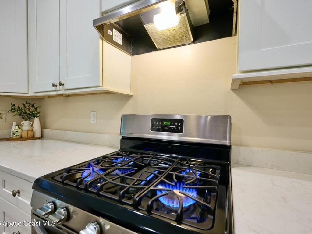 527 10th Court, Vero Beach, FL 32962