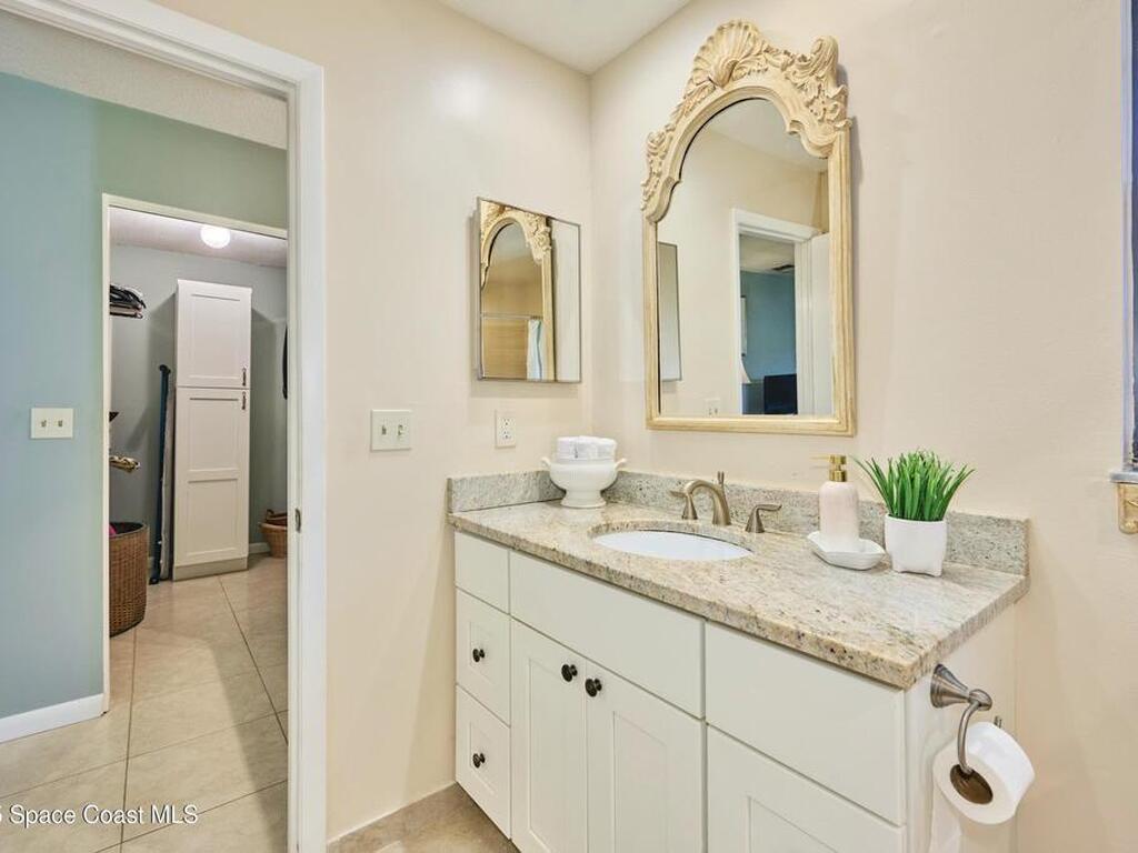 527 10th Court, Vero Beach, FL 32962