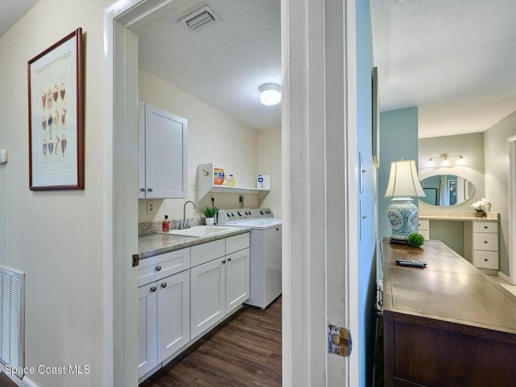 527 10th Court, Vero Beach, FL 32962