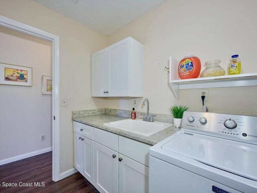 527 10th Court, Vero Beach, FL 32962