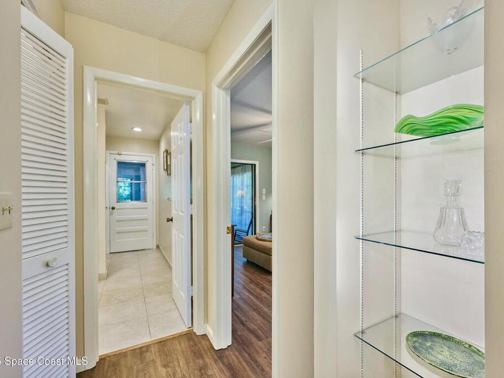 527 10th Court, Vero Beach, FL 32962
