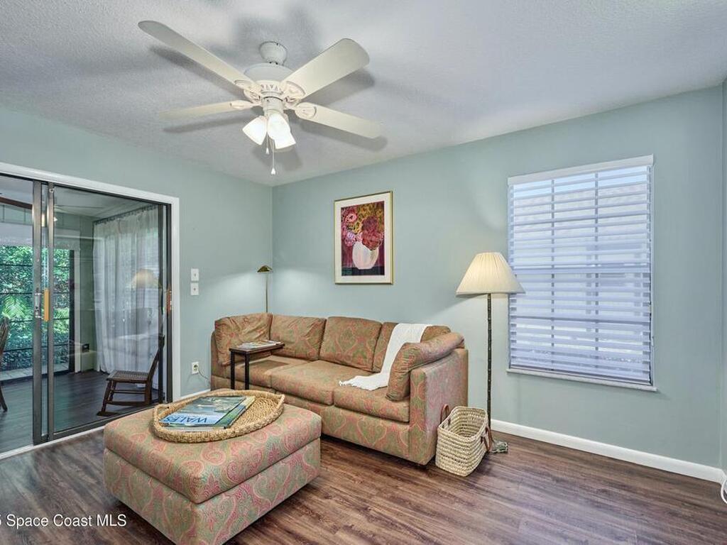 527 10th Court, Vero Beach, FL 32962