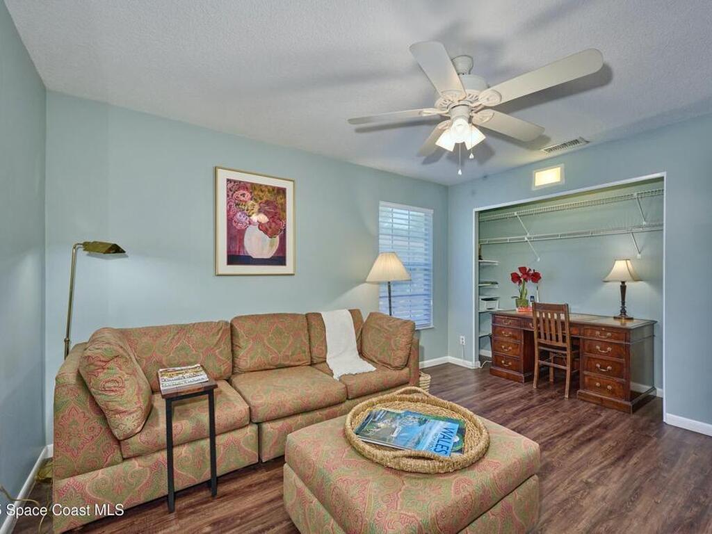 527 10th Court, Vero Beach, FL 32962
