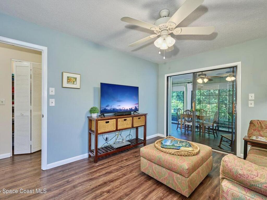 527 10th Court, Vero Beach, FL 32962