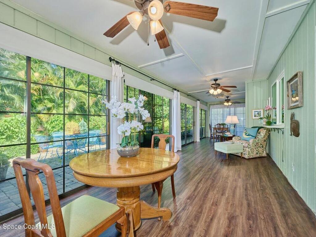 527 10th Court, Vero Beach, FL 32962