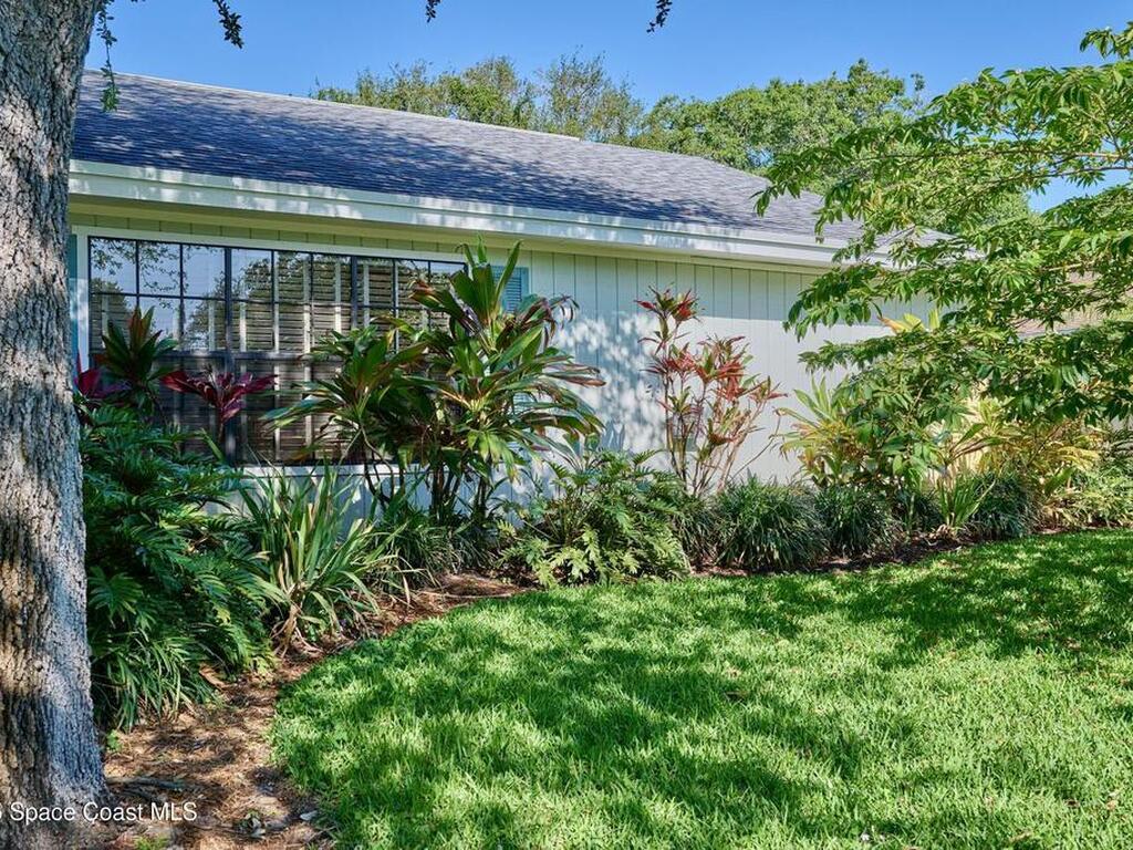527 10th Court, Vero Beach, FL 32962