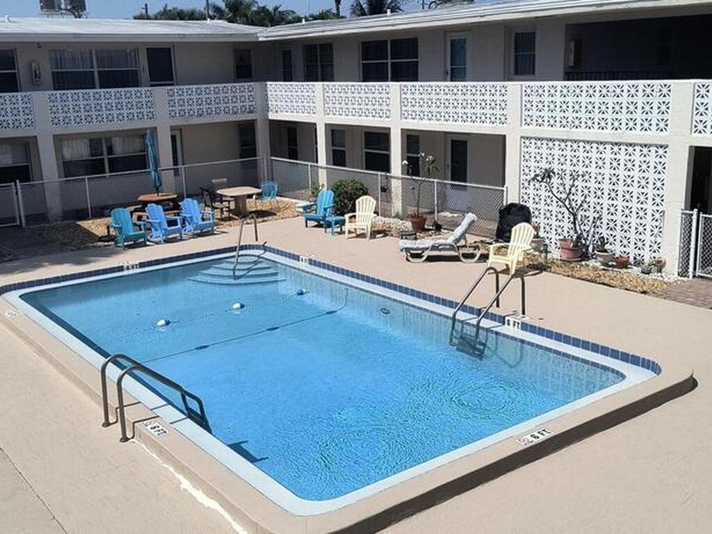 350 Woodland Avenue, Cocoa Beach, FL 32931