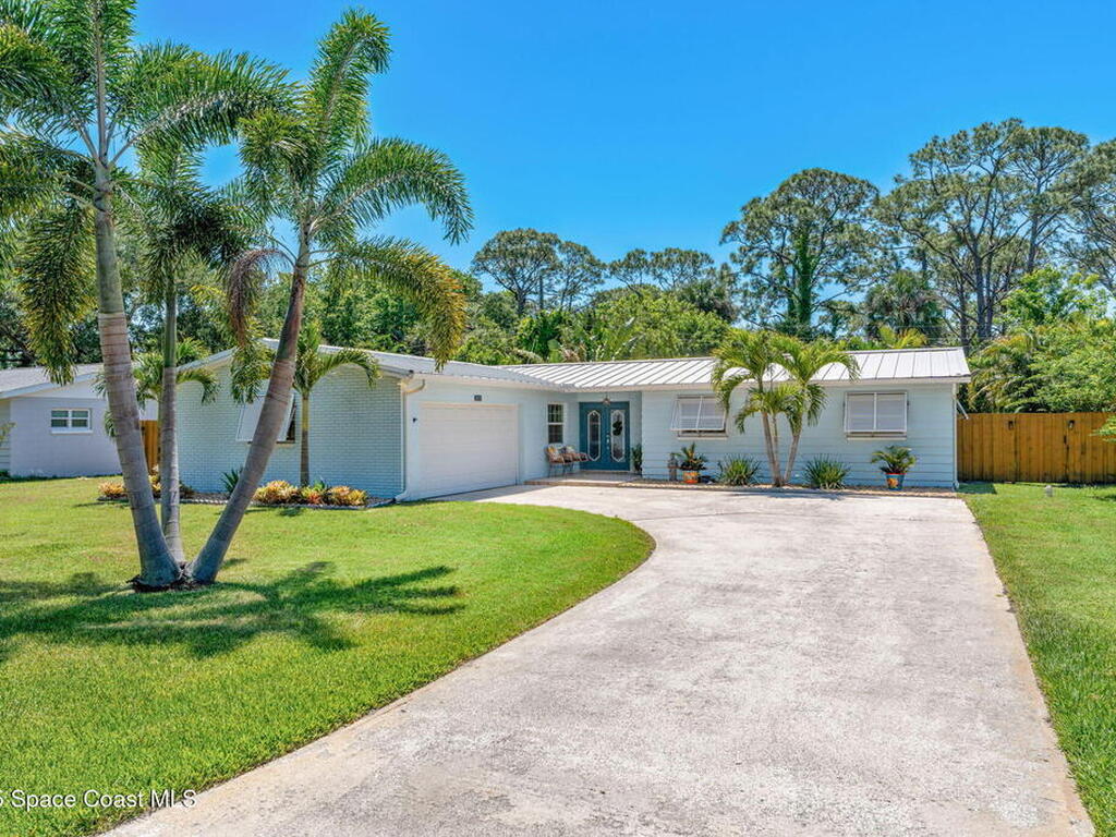 130 Oakledge Drive, Rockledge, FL 32955