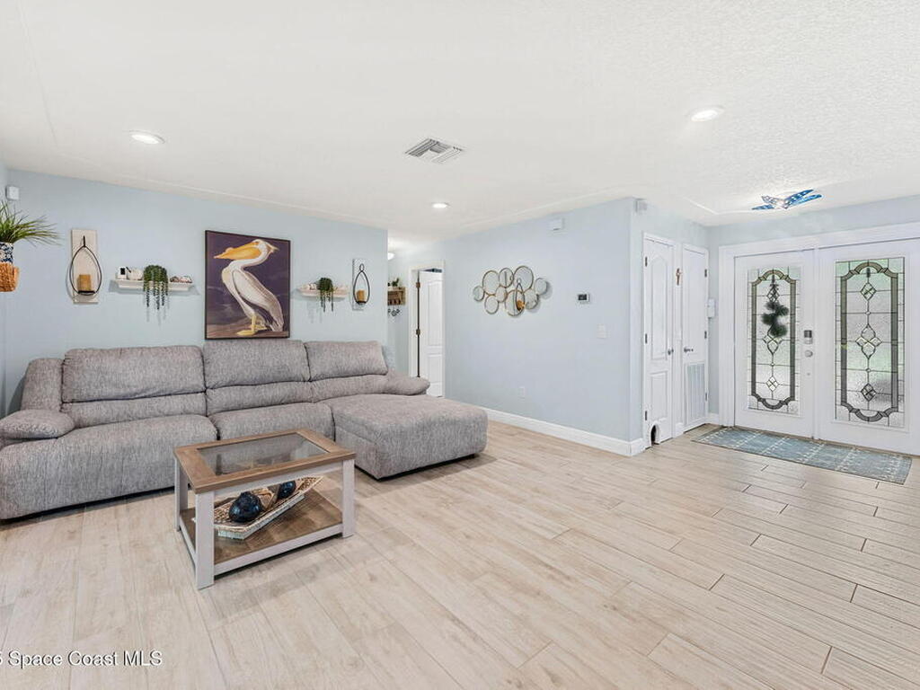 130 Oakledge Drive, Rockledge, FL 32955