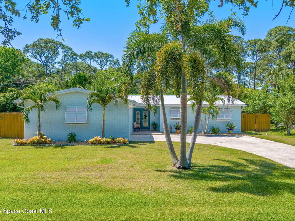 130 Oakledge Drive, Rockledge, FL 32955