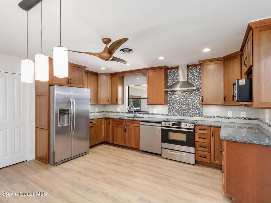 8343 Sylvan Drive, West Melbourne, FL 32904