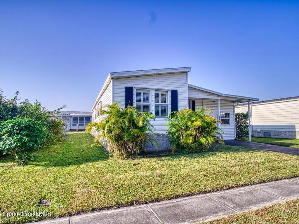 2390 Coconut Palm Drive, Palm Bay, FL 32905