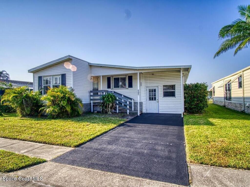 2390 Coconut Palm Drive, Palm Bay, FL 32905
