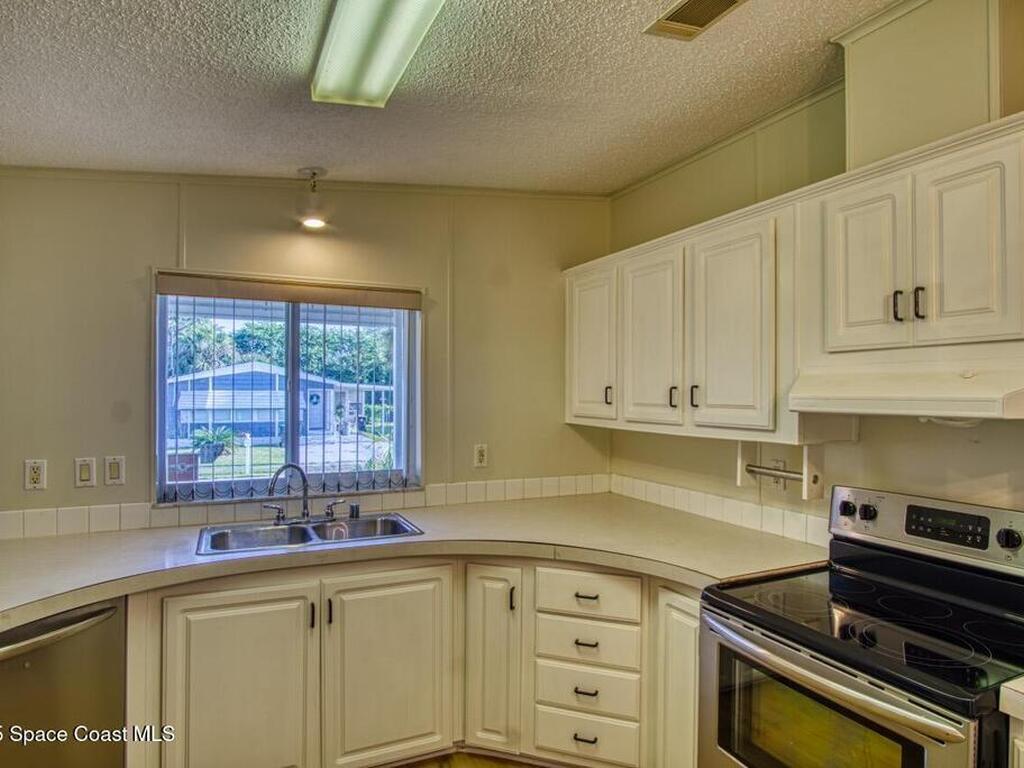 2390 Coconut Palm Drive, Palm Bay, FL 32905