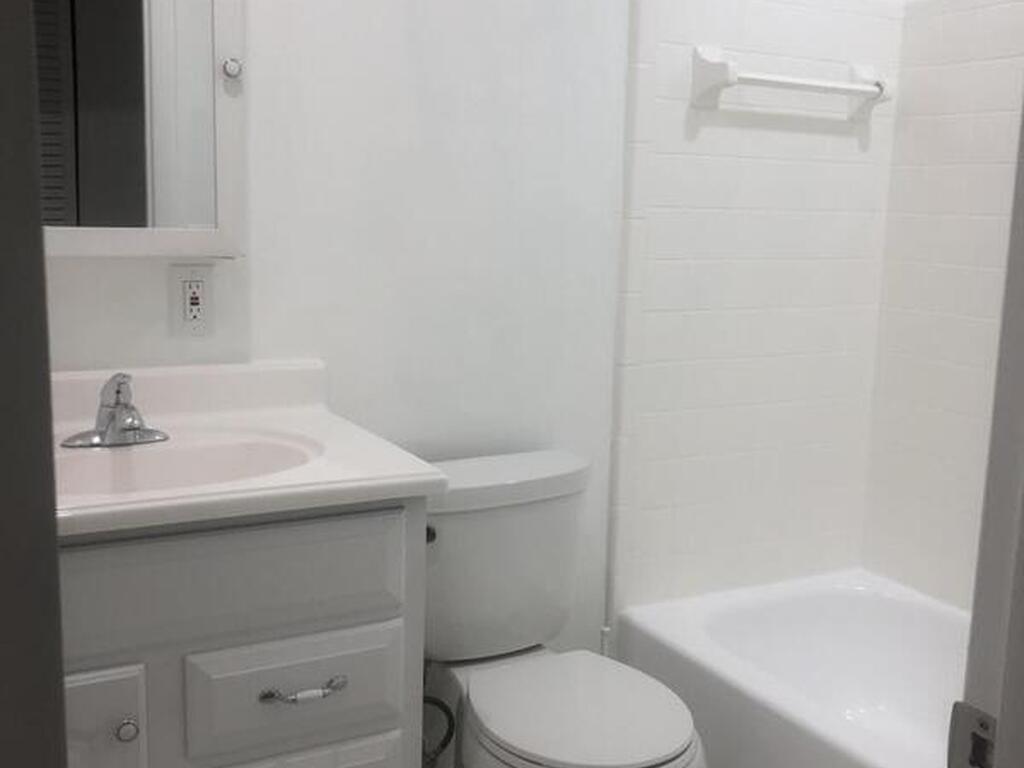 2046 Sea Avenue, Indialantic, FL 32903