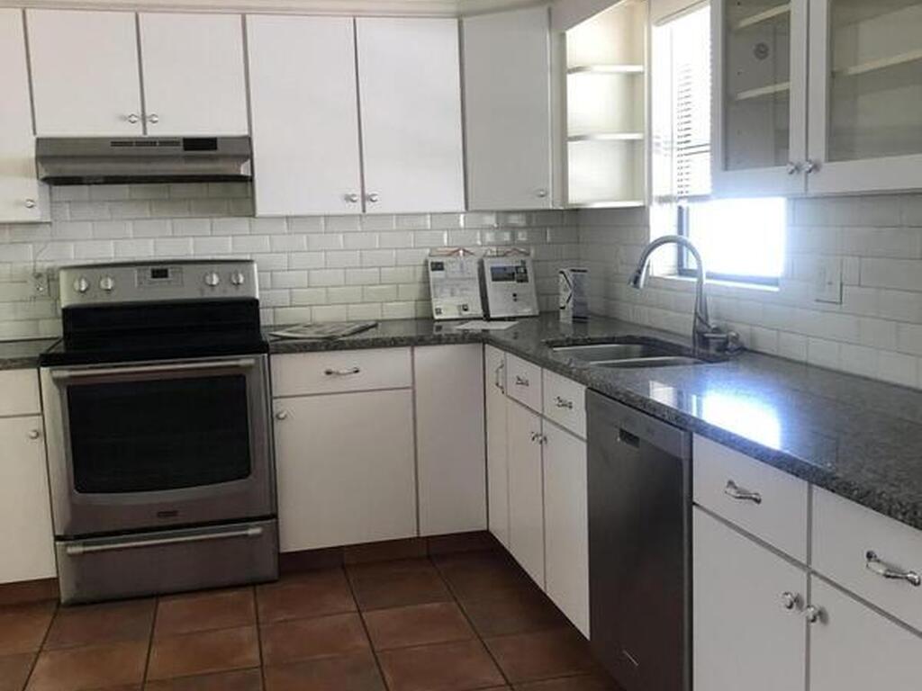 2046 Sea Avenue, Indialantic, FL 32903