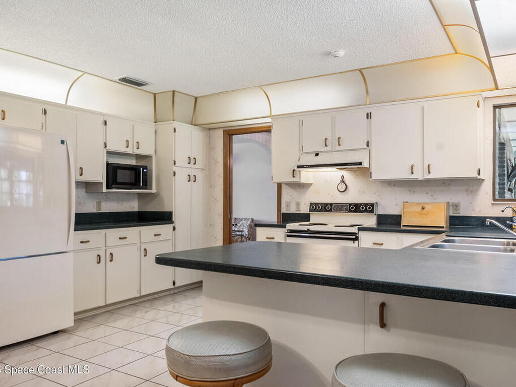 3196 Fairview Drive, Melbourne, FL 32934