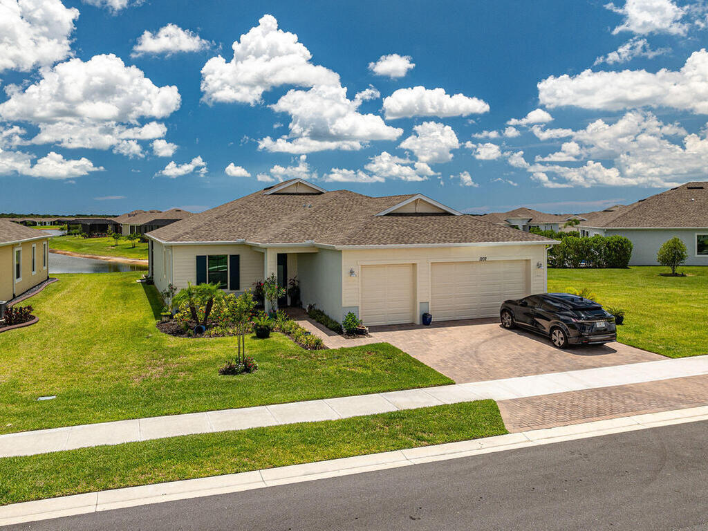 1202 Great Belt Circle, Melbourne, FL 32940