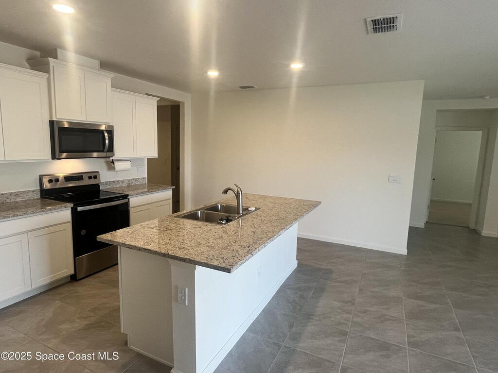 6714 Topaz Drive, Grant-Valkaria, FL 32949
