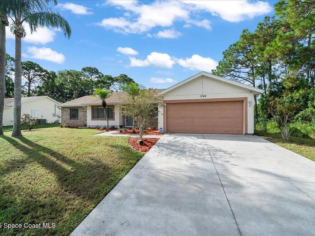 1344 Kayford Street, Palm Bay, FL 32907